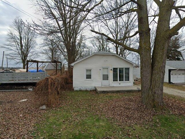 House image located at Marine City, MI 48039