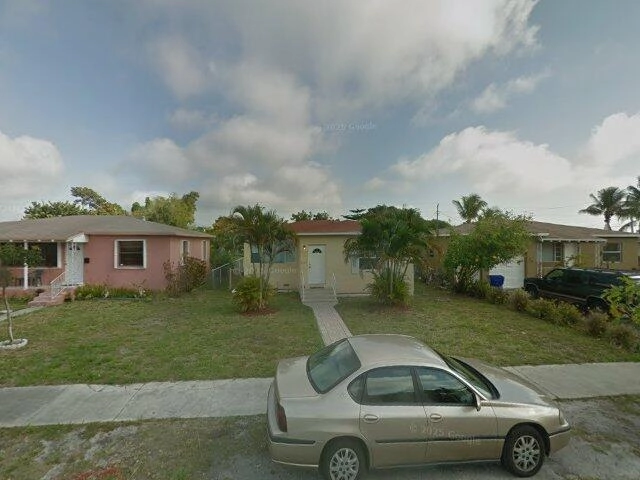 House image located at Hollywood, FL 33020
