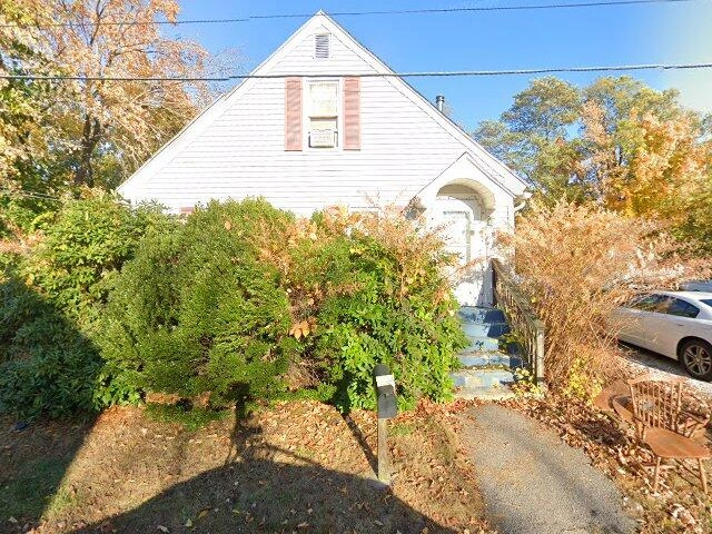 House image located at Manchester, NH 03109