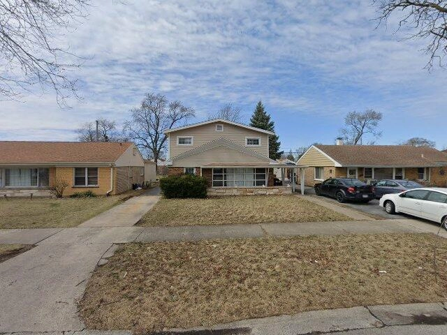 House image located at Chicago, IL 60652