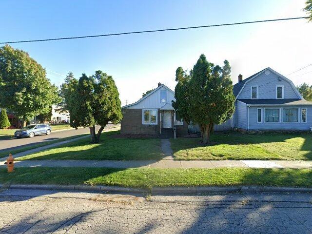 House image located at Appleton, WI 54914