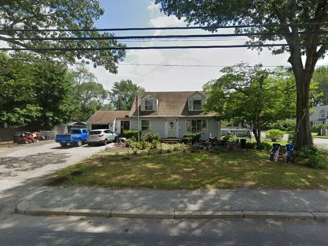 House image located at Warwick, RI 02886