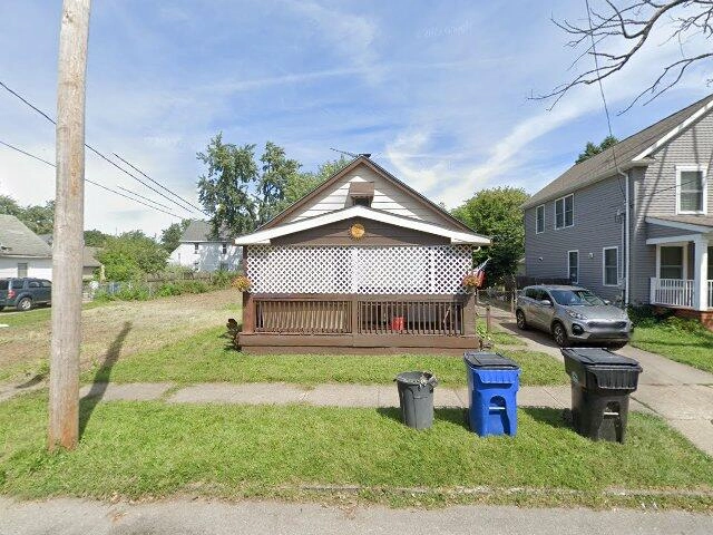 House image located at Cleveland, OH 44105