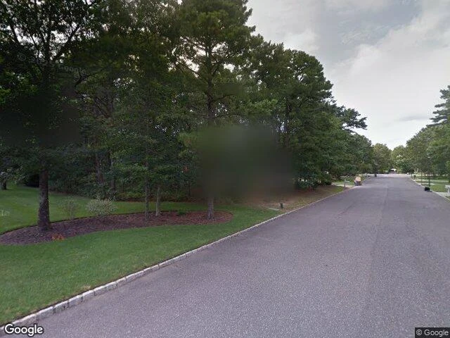 House image located at Manorville, NY 11949