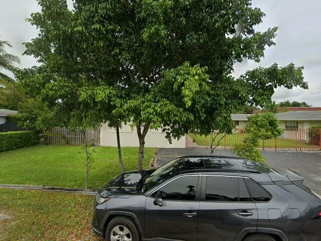 House image located at Miami, FL 33161