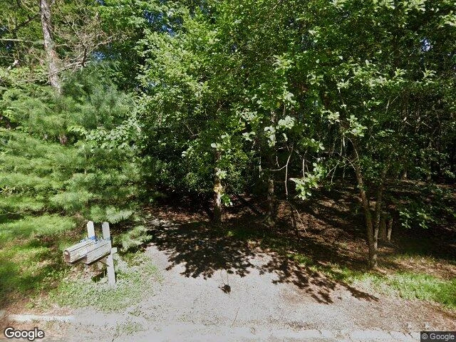 House image located at Saddle River, NJ 07458