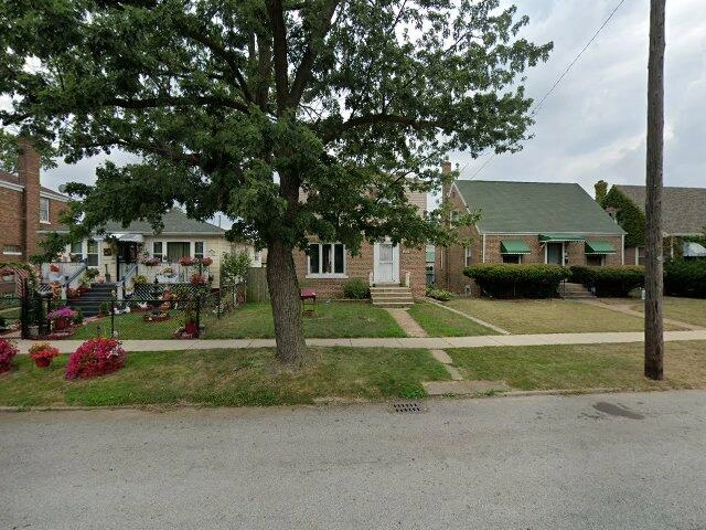 House image located at Hammond, IN 46327