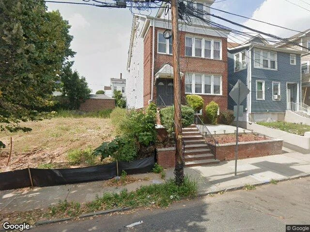 House image located at Newark, NJ 07112