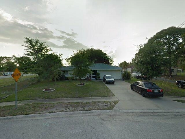House image located at North Fort Myers, FL 33903