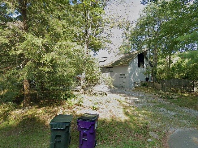 House image located at Essex, CT 06426
