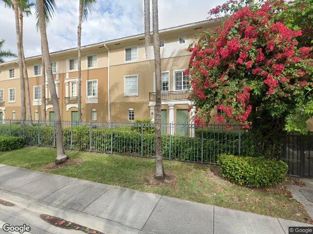 House image located at Miami, FL 33180