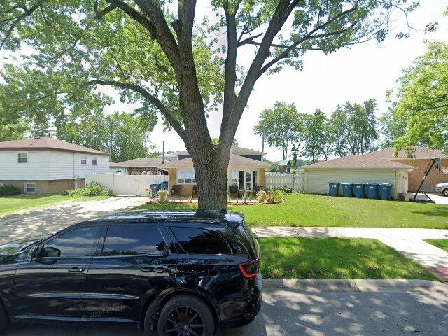 House image located at Midlothian, IL 60445