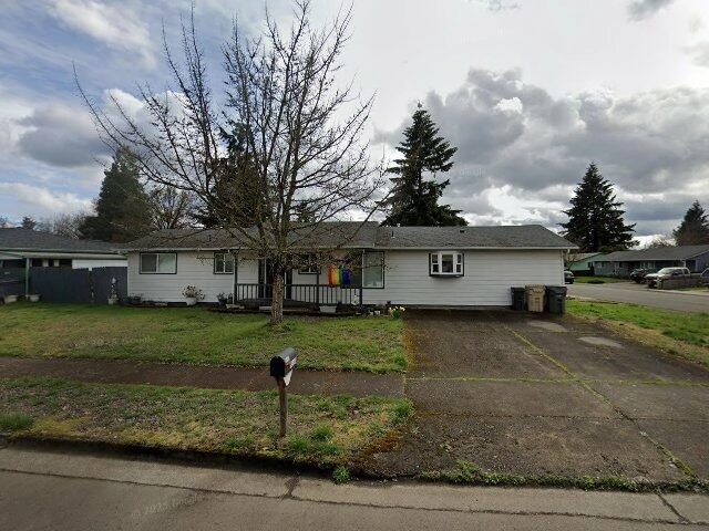 House image located at Lebanon, OR 97355