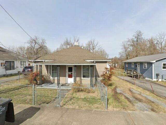 House image located at Kingsport, TN 37660