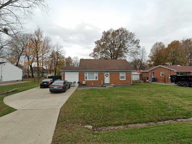 House image located at Louisville, KY 40219