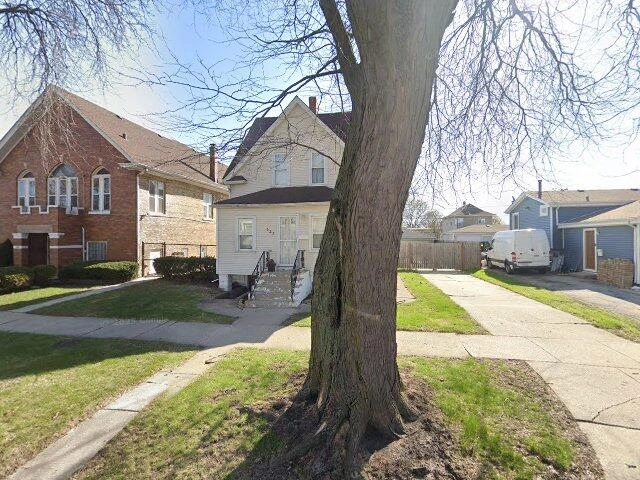 House image located at Maywood, IL 60153