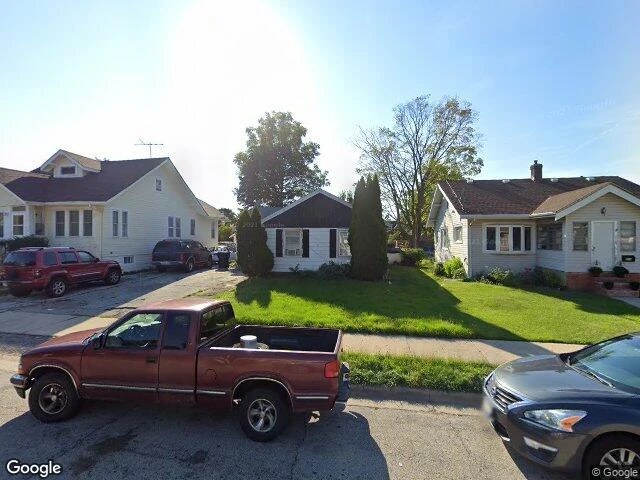 House image located at Waukegan, IL 60085