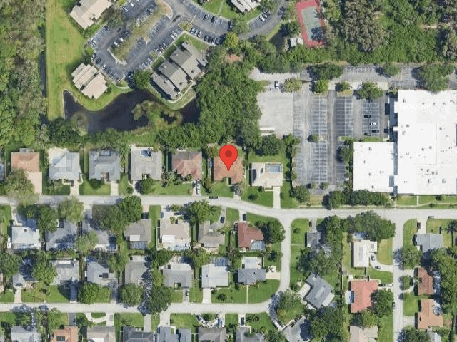 House image located at Saint Petersburg, FL 33702