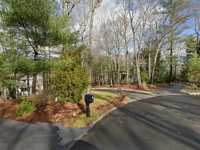 House image located at Glastonbury, CT 06033