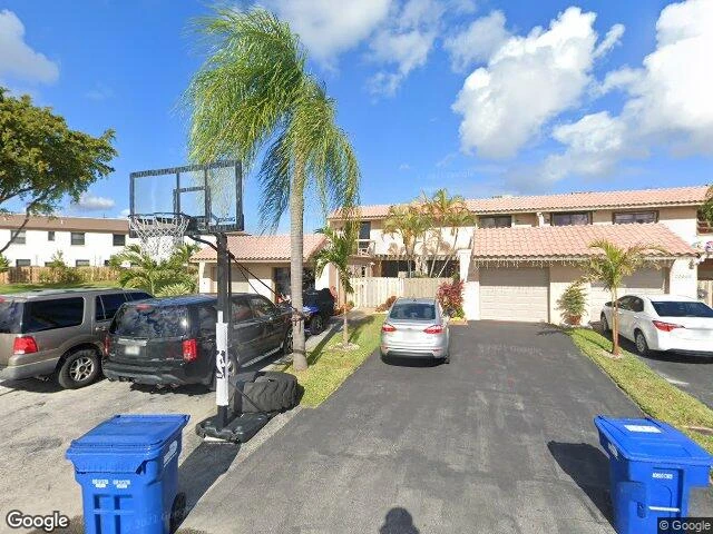 House image located at Miami, FL 33179