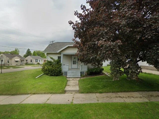 House image located at West Bend, WI 53095