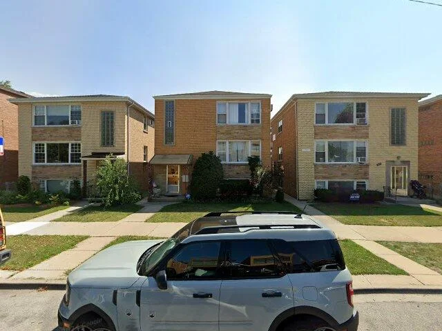 House image located at Chicago, IL 60634