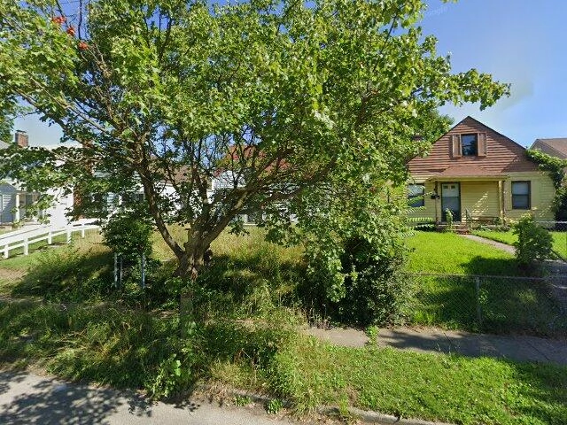 House image located at Columbus, OH 43211