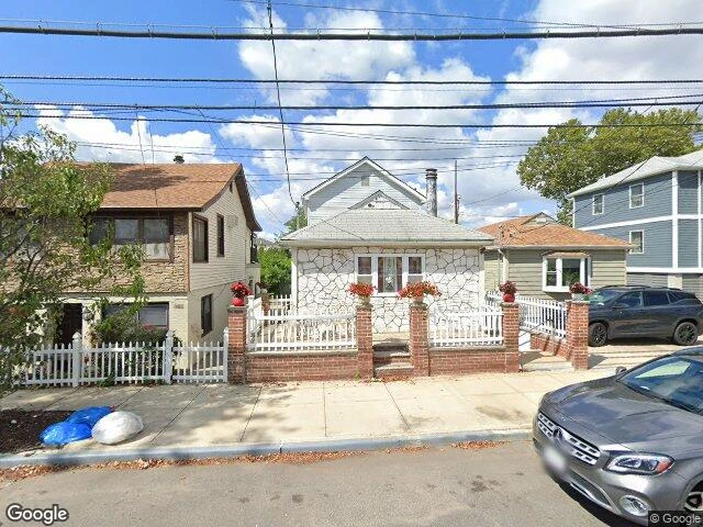 House image located at Staten Island, NY 10305
