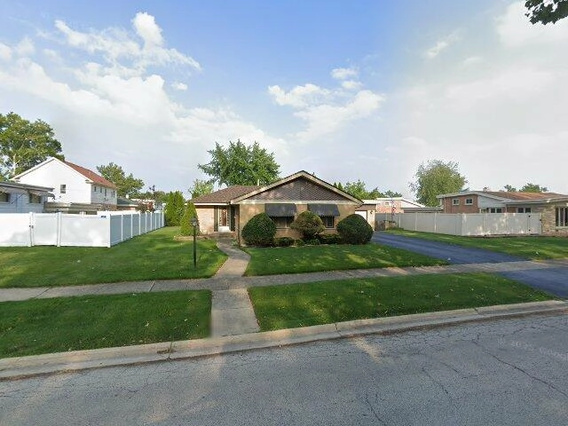 House image located at Westchester, IL 60154