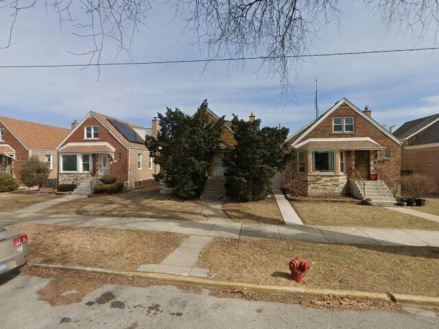 House image located at Chicago, IL 60652