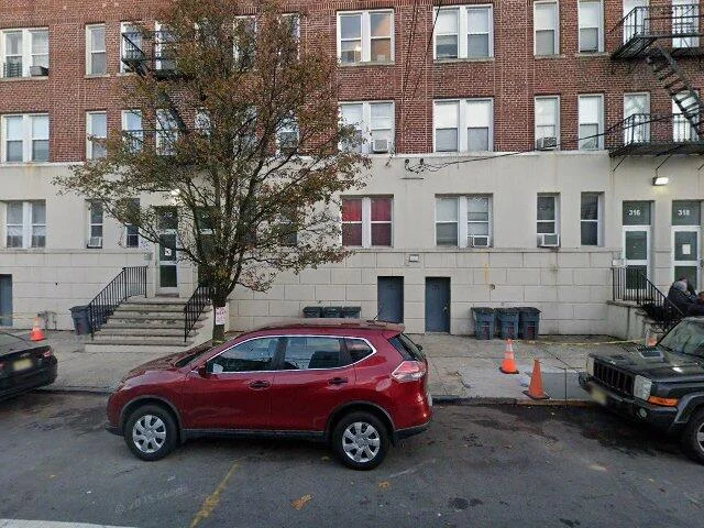 House image located at Newark, NJ 07103