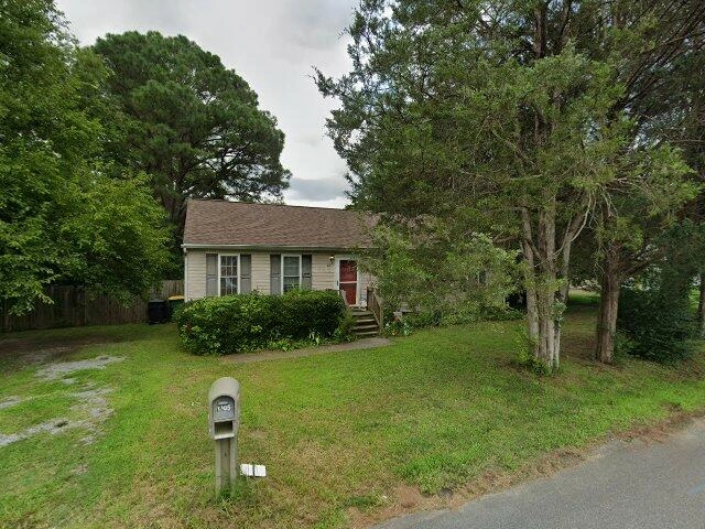 House image located at Hopewell, VA 23860