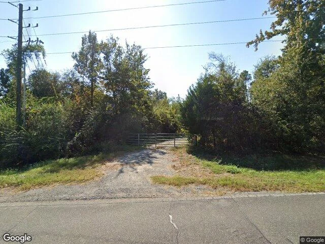 House image located at Cottondale, FL 32431