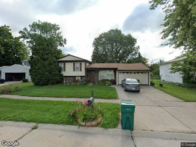 House image located at Romulus, MI 48174