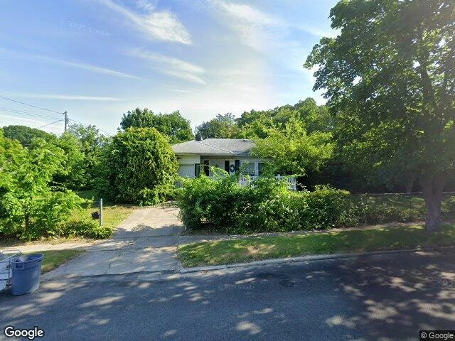 House image located at West Sayville, NY 11796
