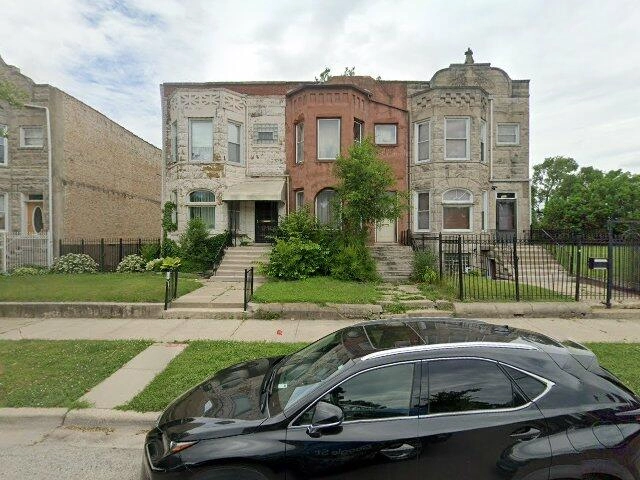 House image located at Chicago, IL 60653