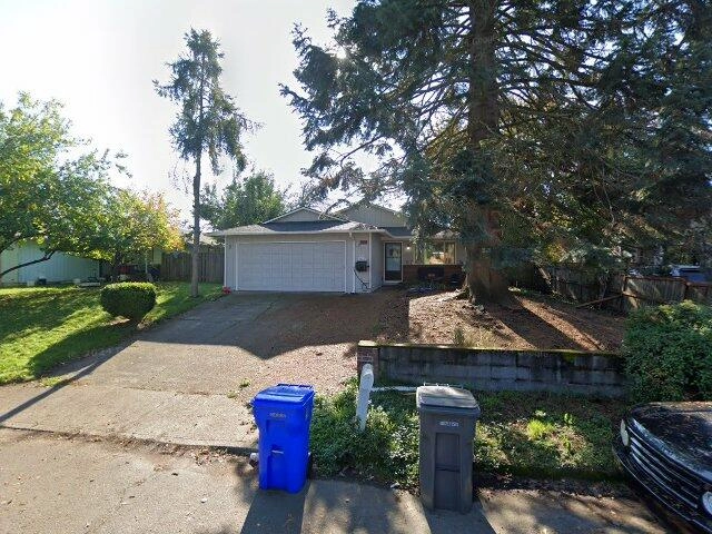 House image located at Portland, OR 97218