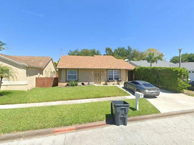 House image located at Lake Worth, FL 33463