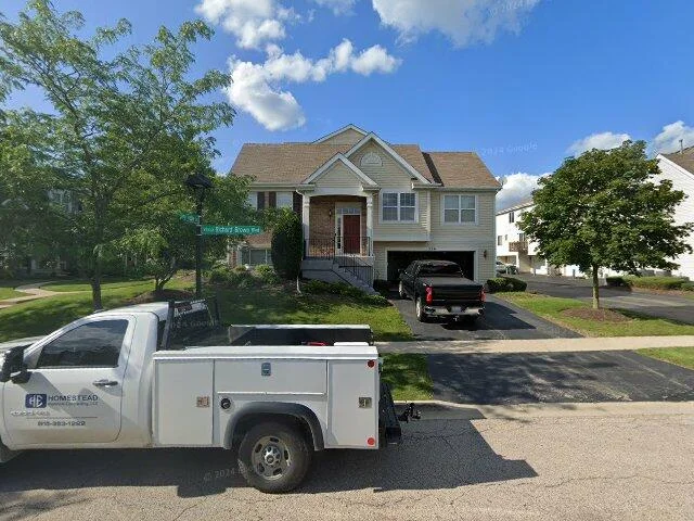 House image located at Round Lake, IL 60073