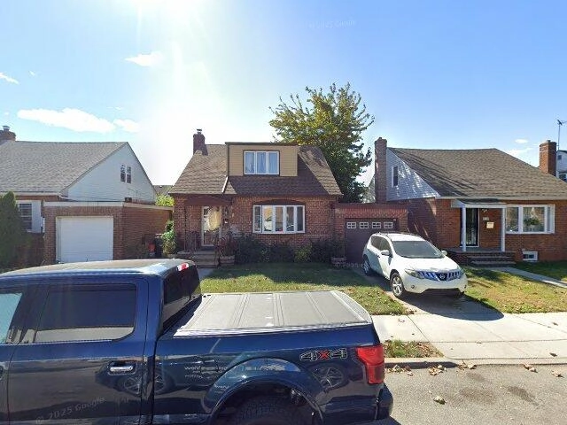 House image located at Jamaica, NY 11433