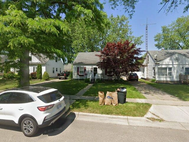 House image located at Monroe, MI 48161