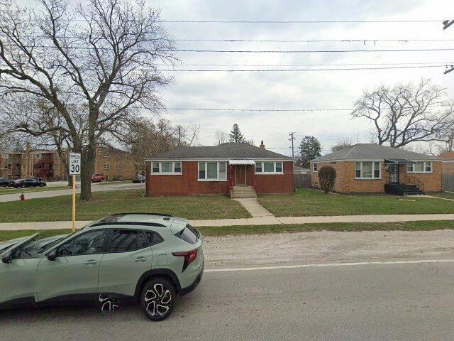 House image located at Hillside, IL 60162