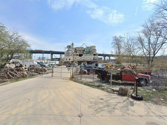 House image located at Defuniak Springs, FL 32435