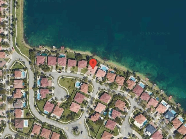 House image located at Miami, FL 33186