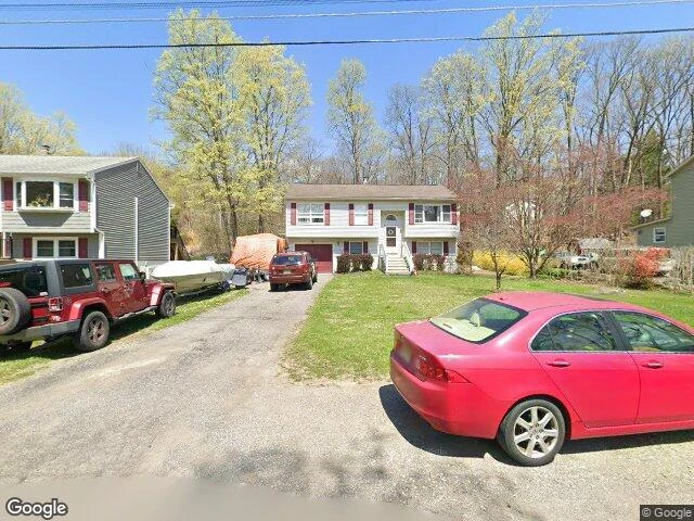 House image located at Highland Lakes, NJ 07422