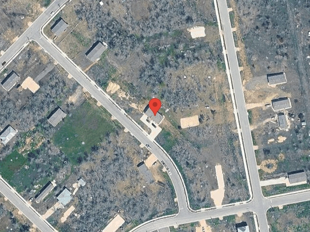 House image located at Dale, TX 78616