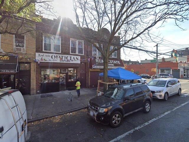 House image located at East Hartford, CT 06118