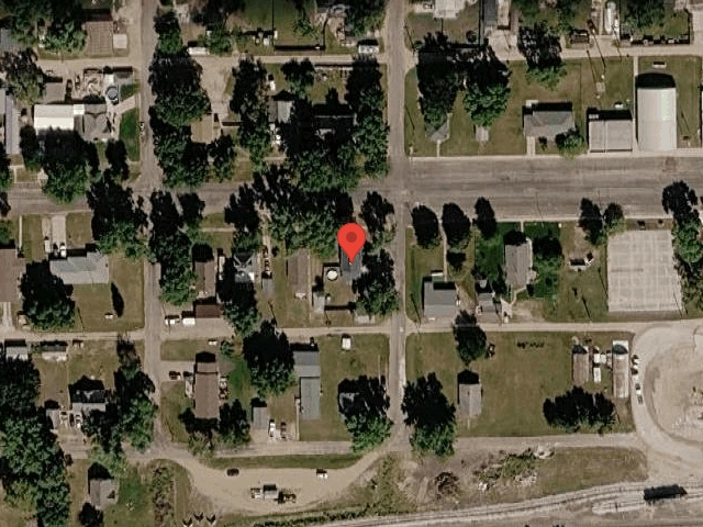 House image located at Moline, IL 61265