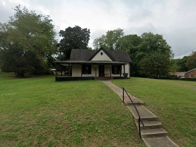 House image located at Eden, NC 27288