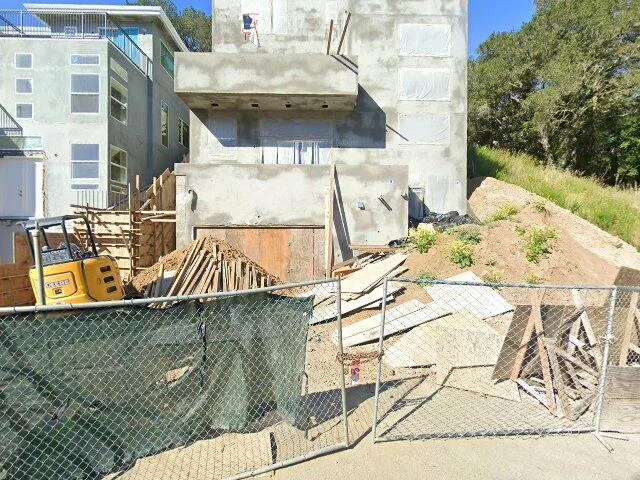 House image located at Oakland, CA 94618